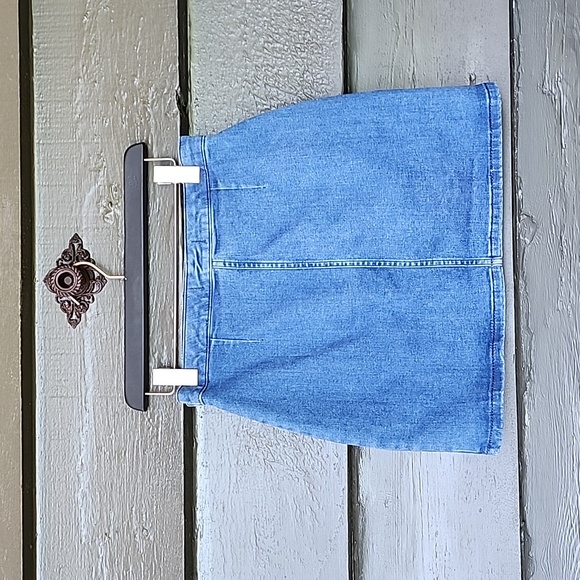 FREE PEOPLE Notched Denim Mini Skirt In Indigo sz 6 Women's - Picture 3 of 6